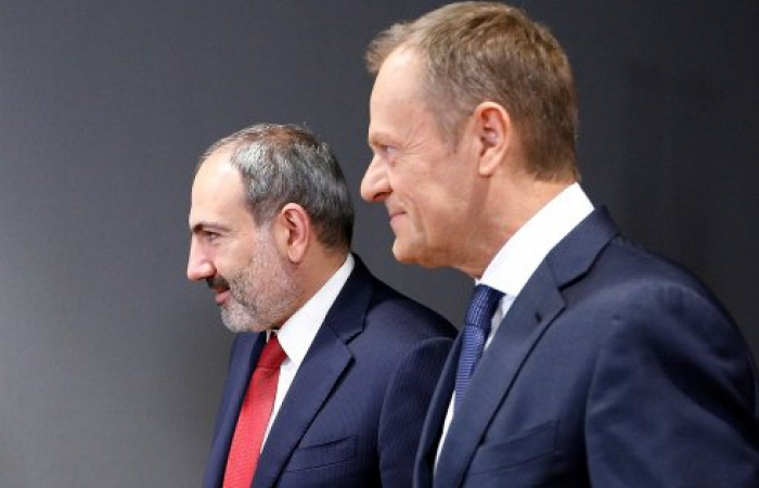 Туск подтвердил поддержку реформ в Армении