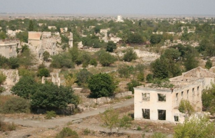 Azerbaijani soldier killed on line of contact in the vicinity of Agdam. Armenian sources deny any involvement.