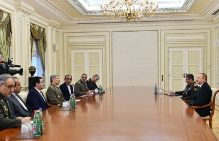 Министр обороны Ирана провел переговоры с президентом Азербайджана в Баку