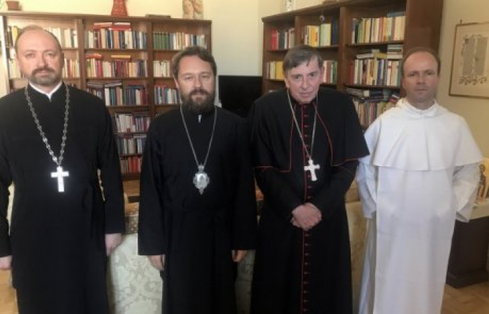 Envoy of Moscow Patriarchate visits Vatican amidst risk of schism in Orthodoxy