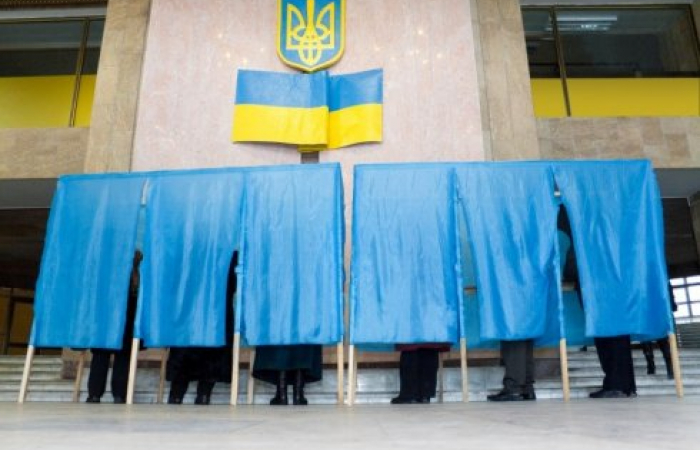 Зеленский консолидирует власть в Украине после победы на парламентских выборах