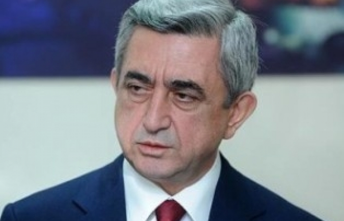 Президент Армении пообещал наказать виновных во взрыве на площади Республики­