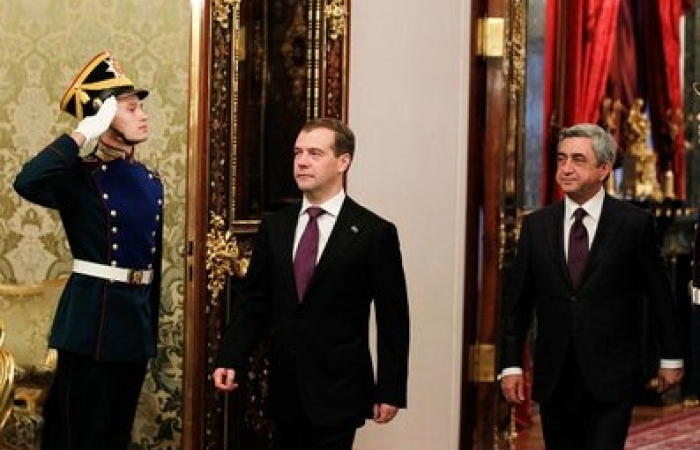Medvedev and Sargsyan phone Turkish President to offer solidarity after Van earthquake