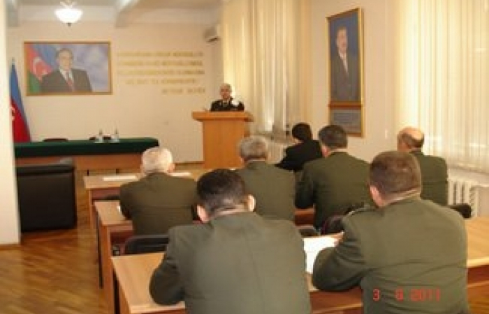 В Баку военные атташе обсудили потенциал оборонной промышленности Азербайджана